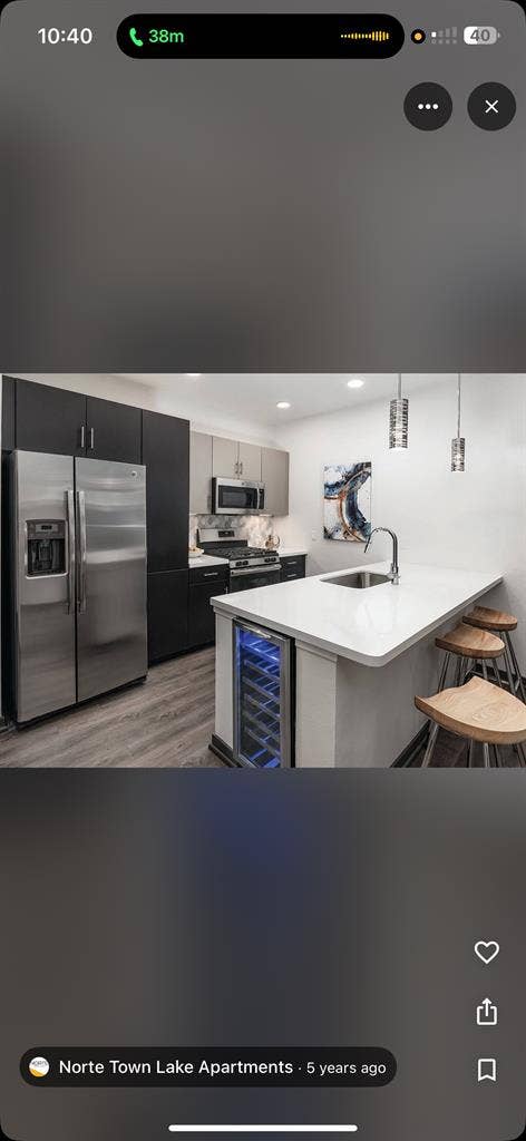 Roommate wanted move in Aug