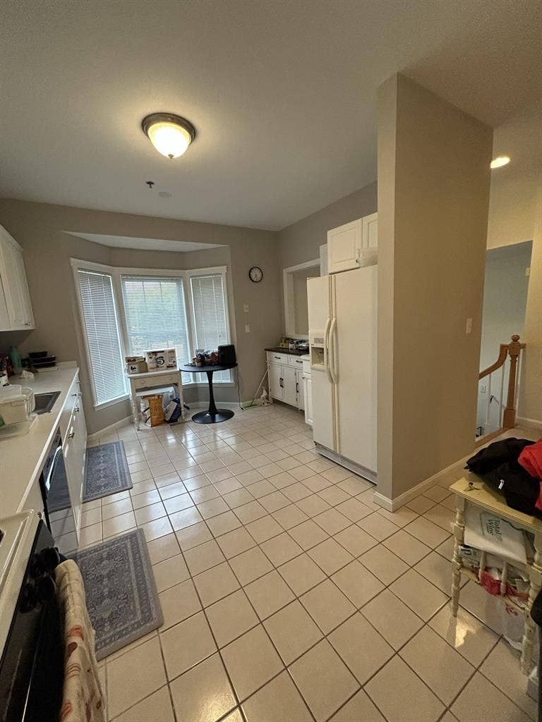 Room available 
in Townhome.