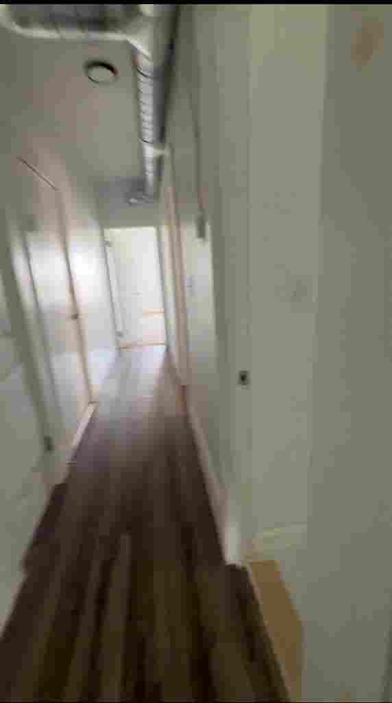 Rooms open! close to Shaker Square
