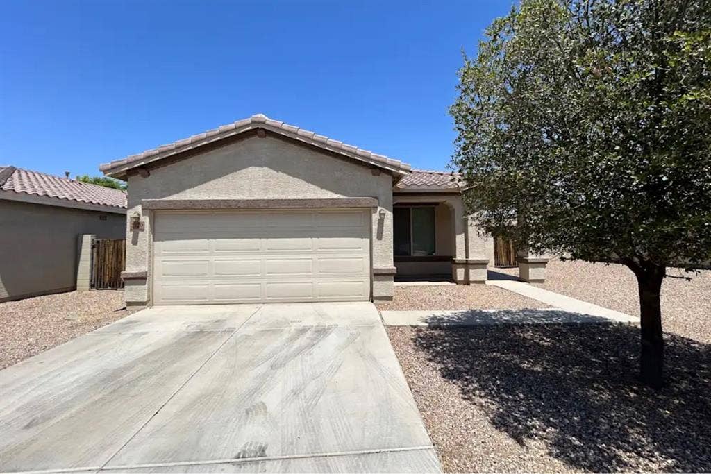 Beautiful Home In Peaceful Area