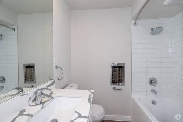 Private Bedroom + Bathr in 2BR