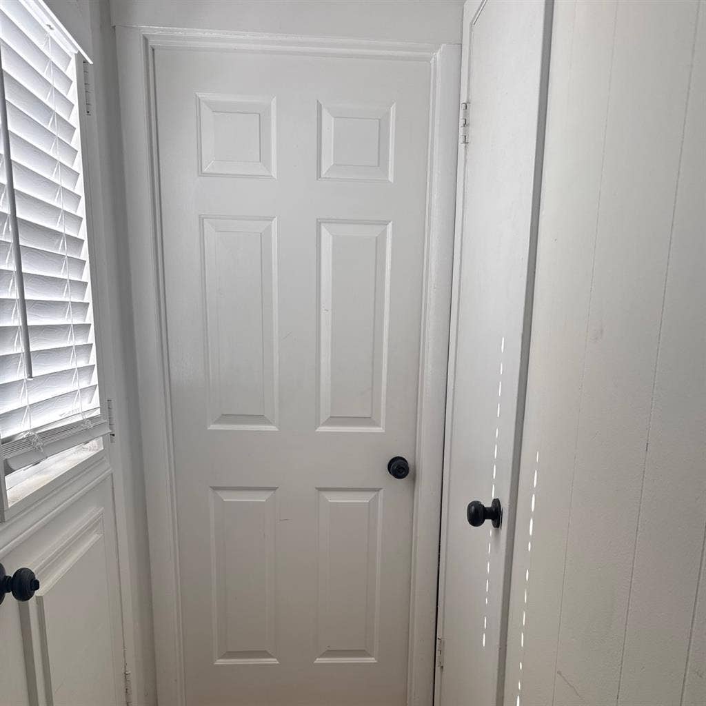 Roomates style housing