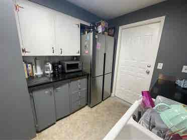Furnished room with one roommate