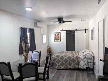 Detached Room with Private Bathroom