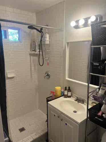 2 bed, 2 bath Backhouse in Atwater 