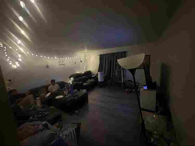 Looking for a roommate 