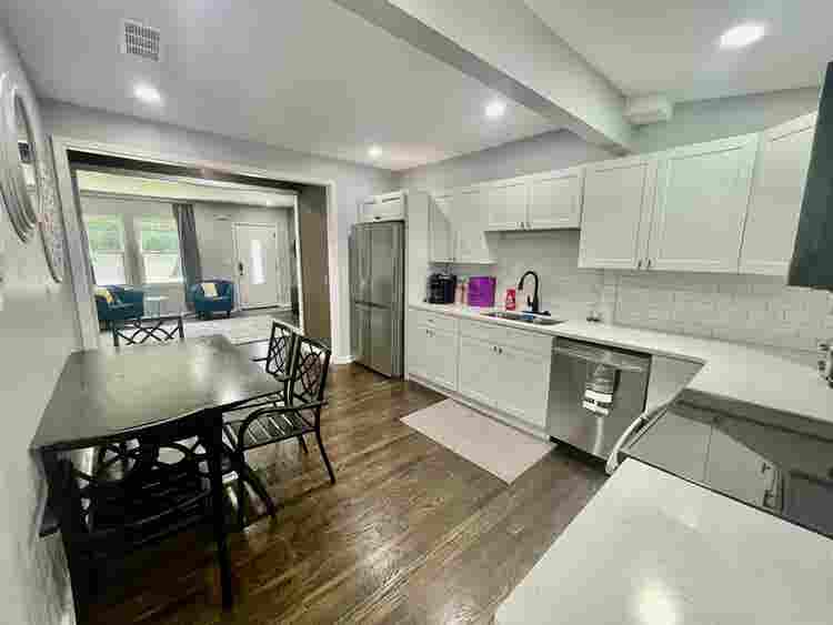 Spacious Furnished Room Near MARTA