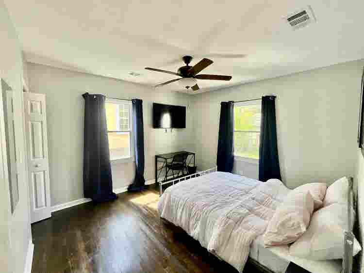 Spacious Furnished Room Near MARTA