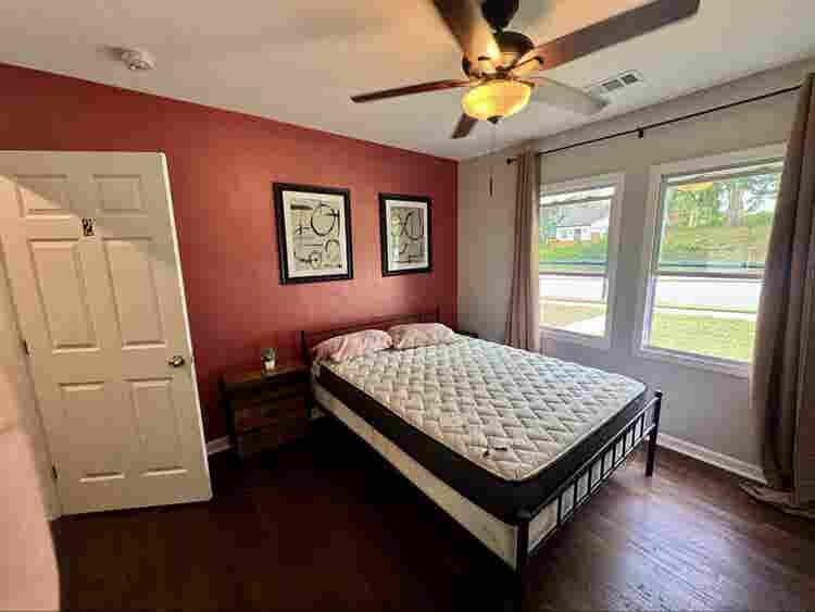 Spacious Furnished Room Near MARTA