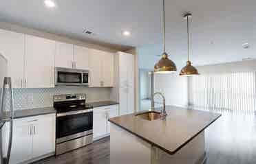 Looking for a roomate, Annapolis MD