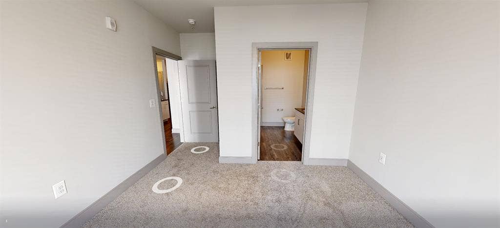Looking for a roomate, Annapolis MD