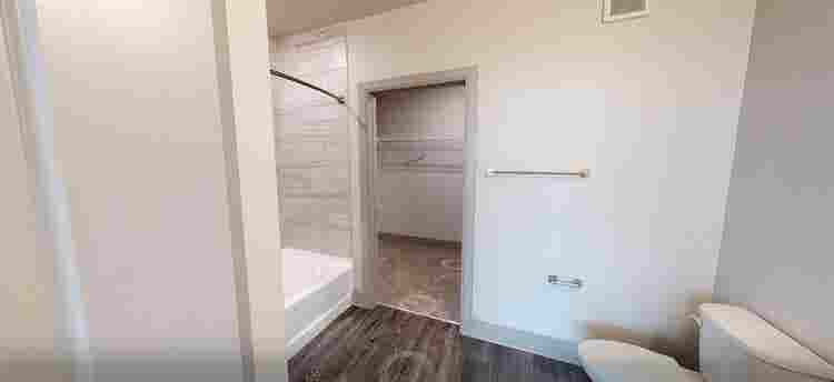 Looking for a roomate, Annapolis MD