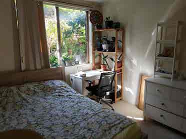 Large private room in Redfern