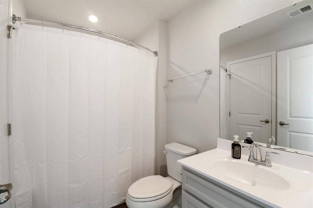 Private Bedroom and Bathroom