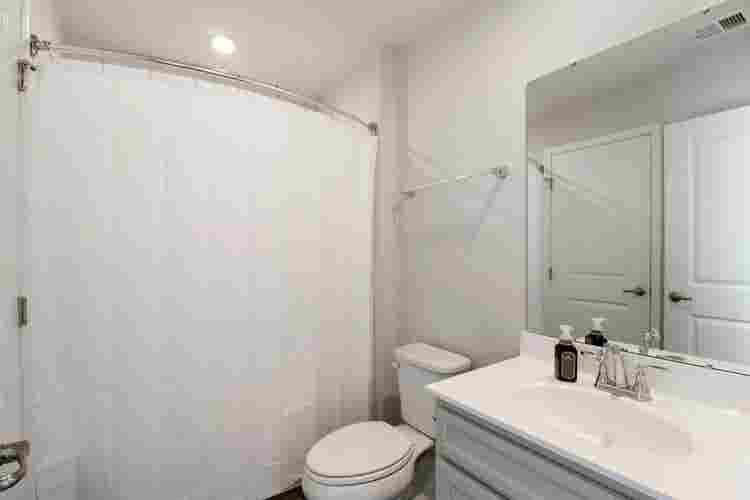 Private Bedroom and Bathroom