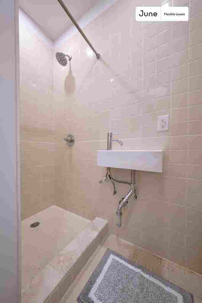 4 BR in New York City