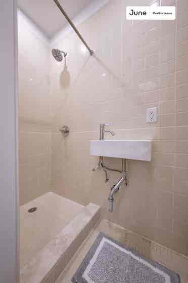 4 BR in New York City