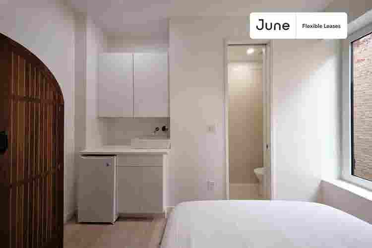 4 BR in New York City