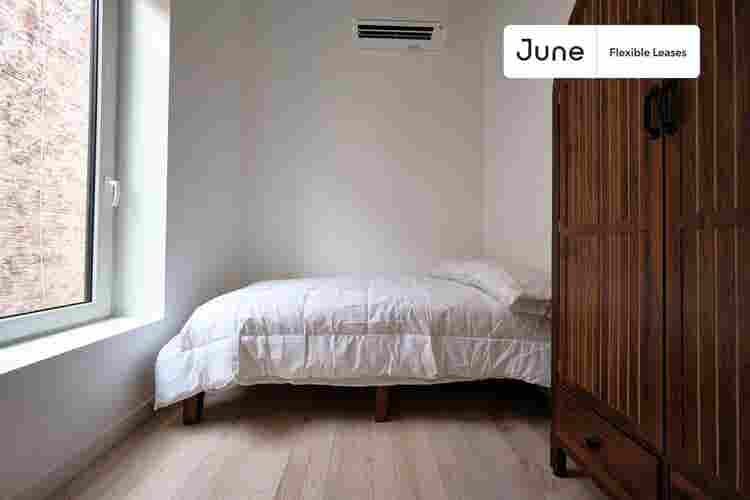 4 BR in New York City
