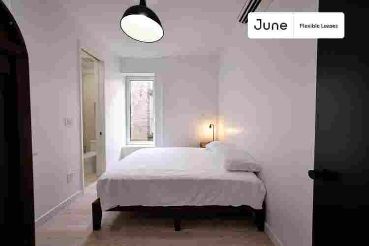 4 BR in New York City