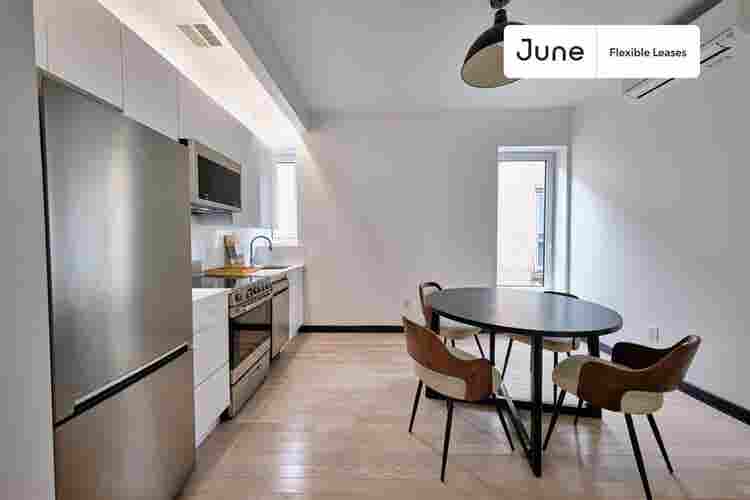 4 BR in New York City