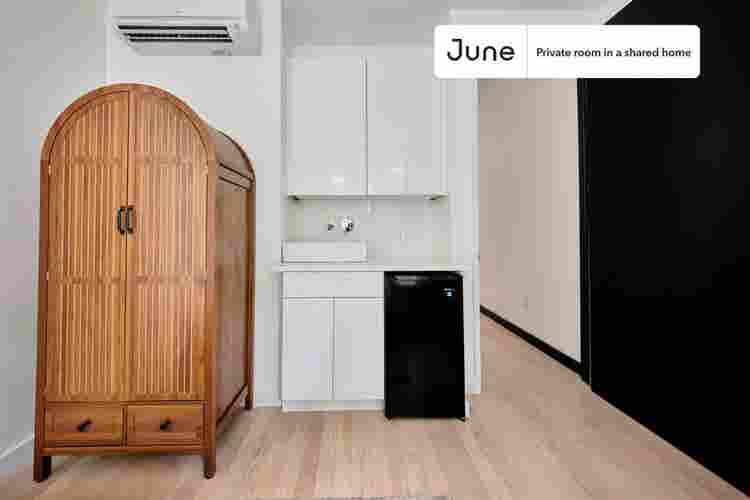 4 BR in New York City