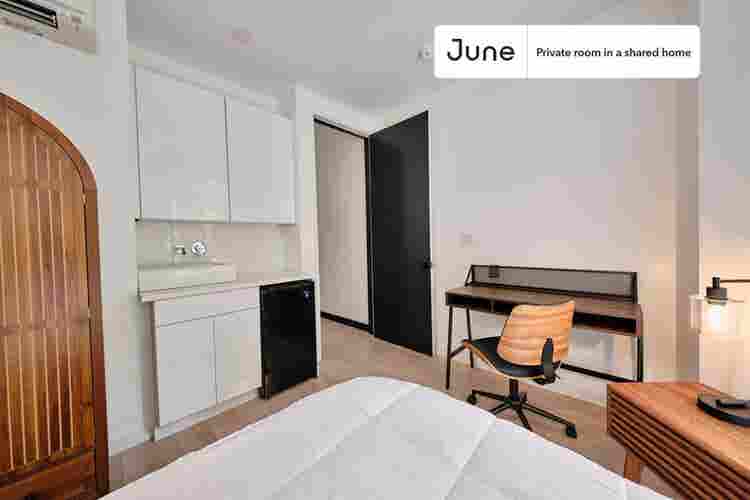 4 BR in New York City