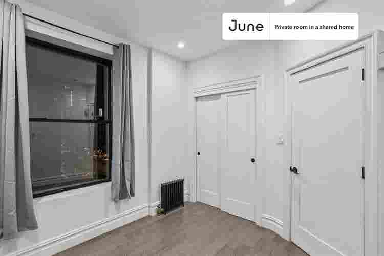 2 BR in New York City