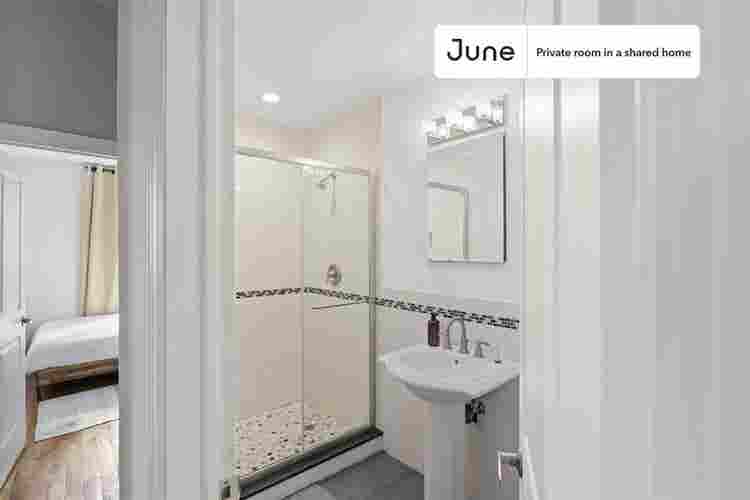 4 BR in New York City