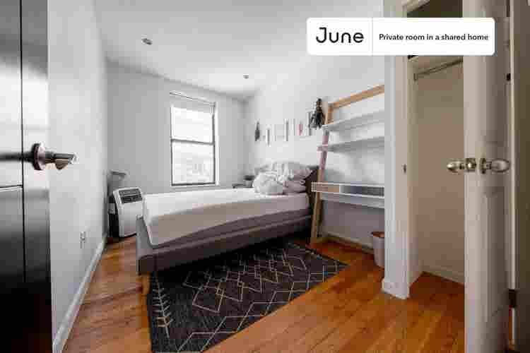 3 BR in New York City