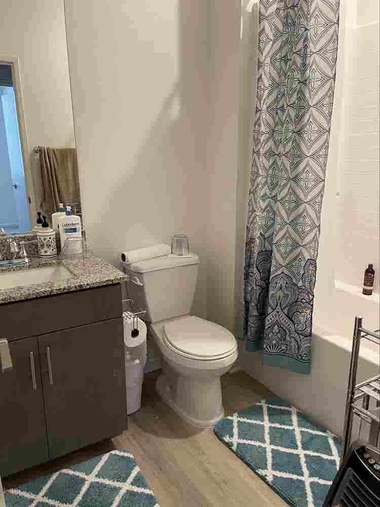 Furnished room 4 rent near