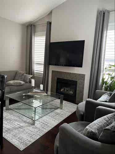 Room for Rent in Pickering
