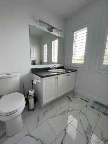 Room for Rent in Pickering
