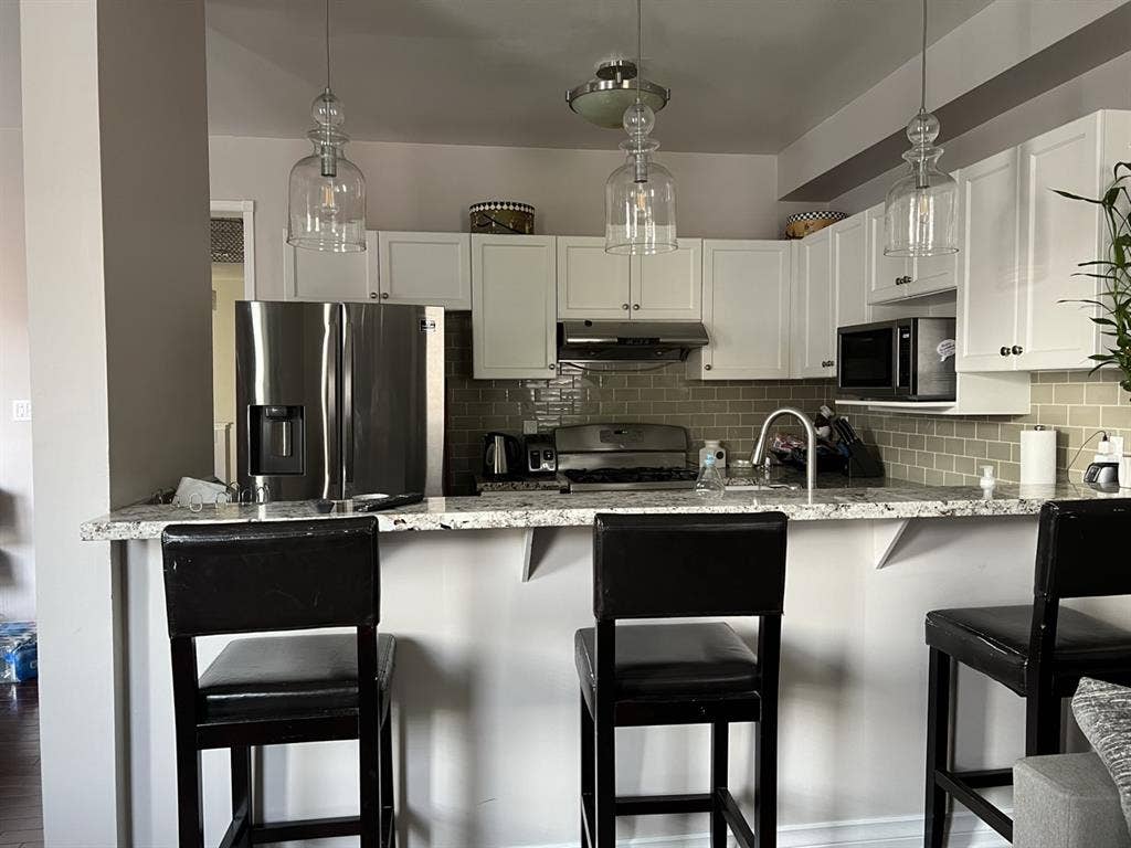 Room for Rent in Pickering