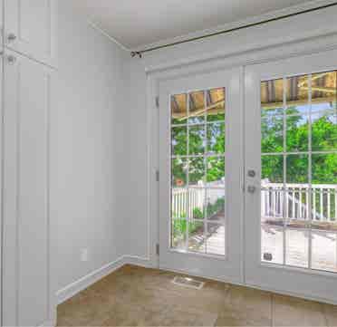 Clean and bright space!