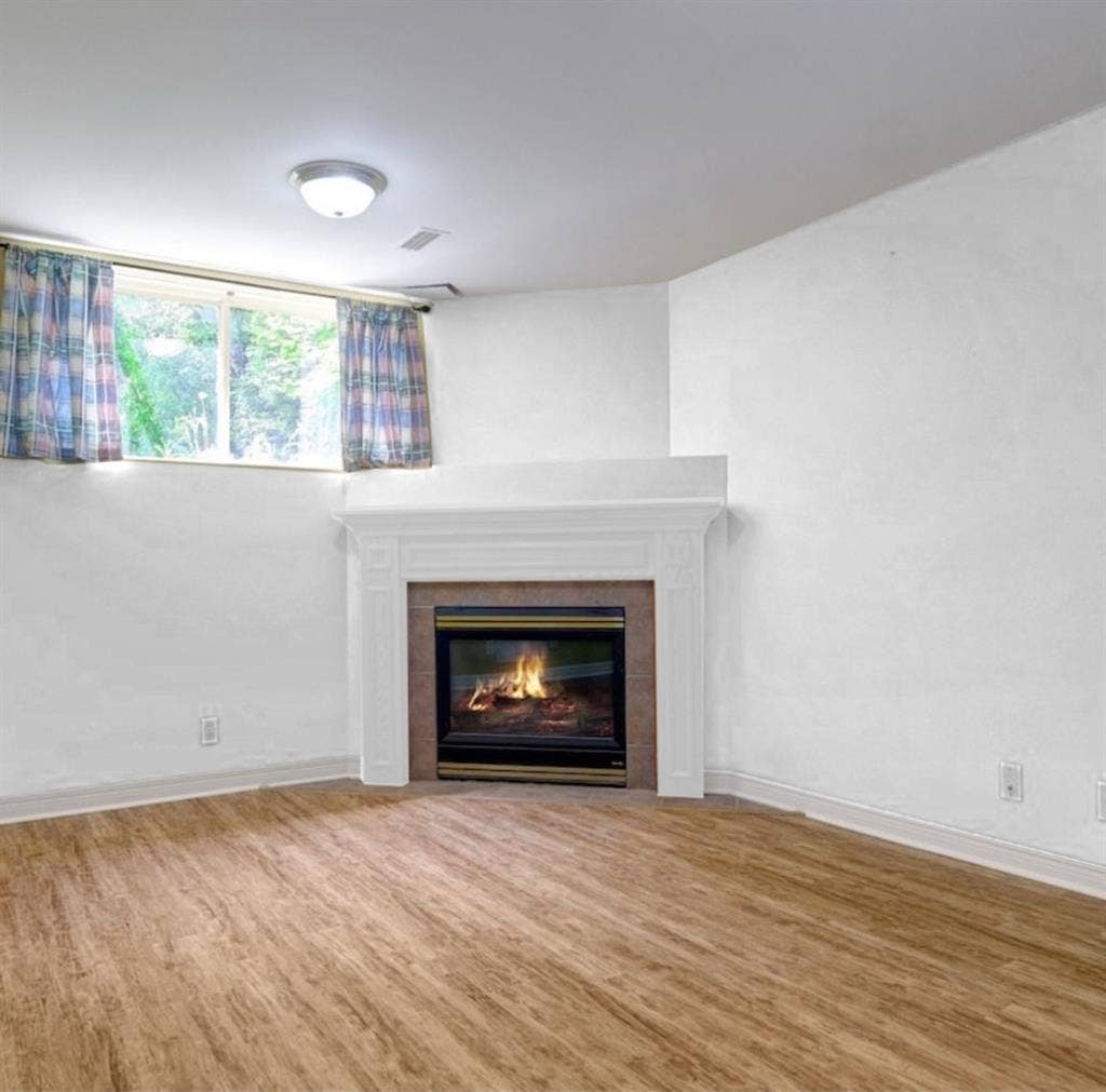 Clean and bright space!