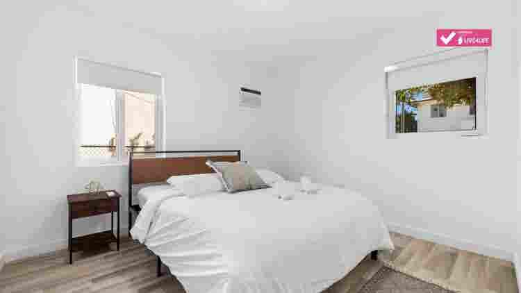 Private Room Avail. in 2b/1b