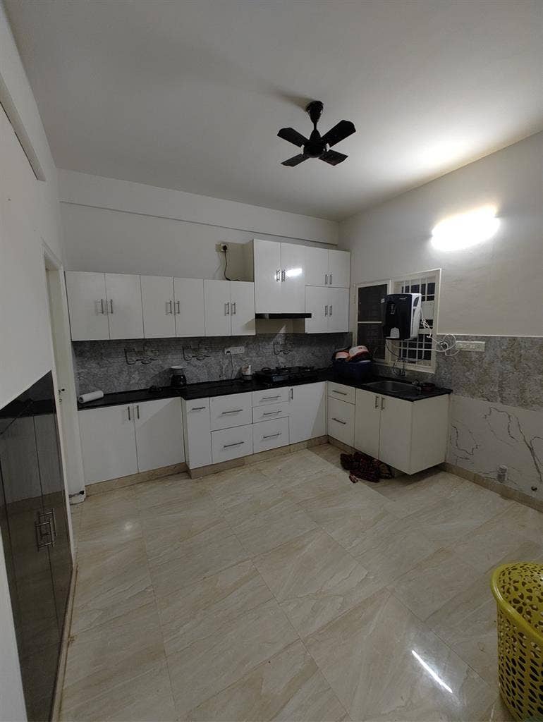 Looking for third tenant