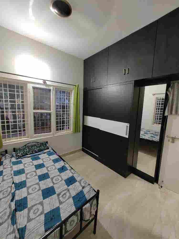 Looking for third tenant