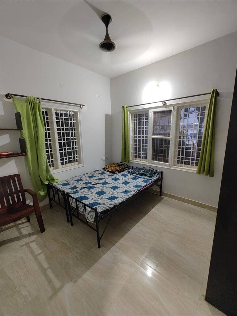 Looking for third tenant