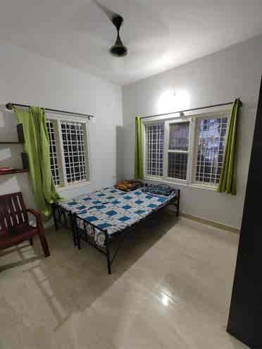 Looking for third tenant