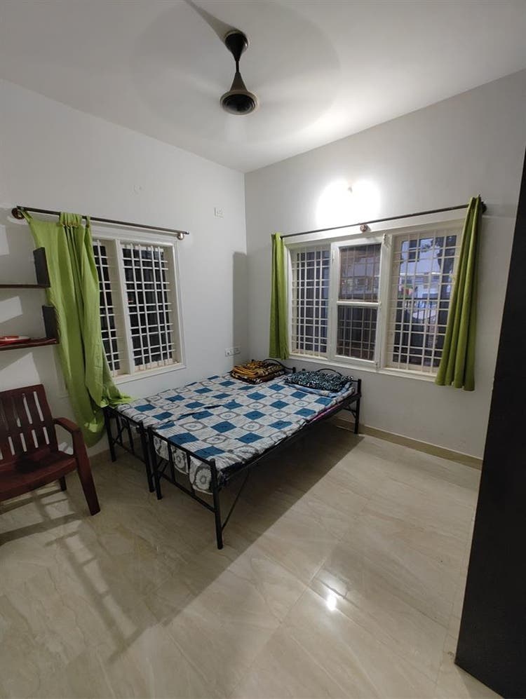 Looking for third tenant