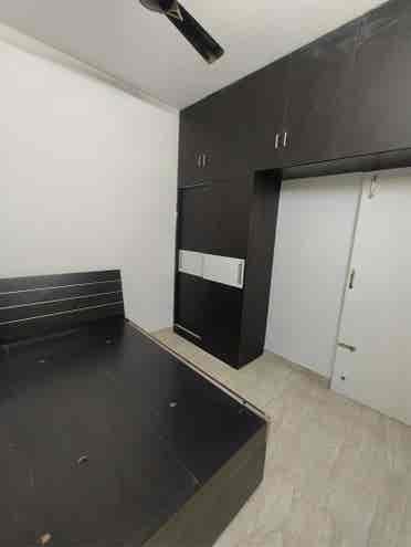 Looking for third tenant