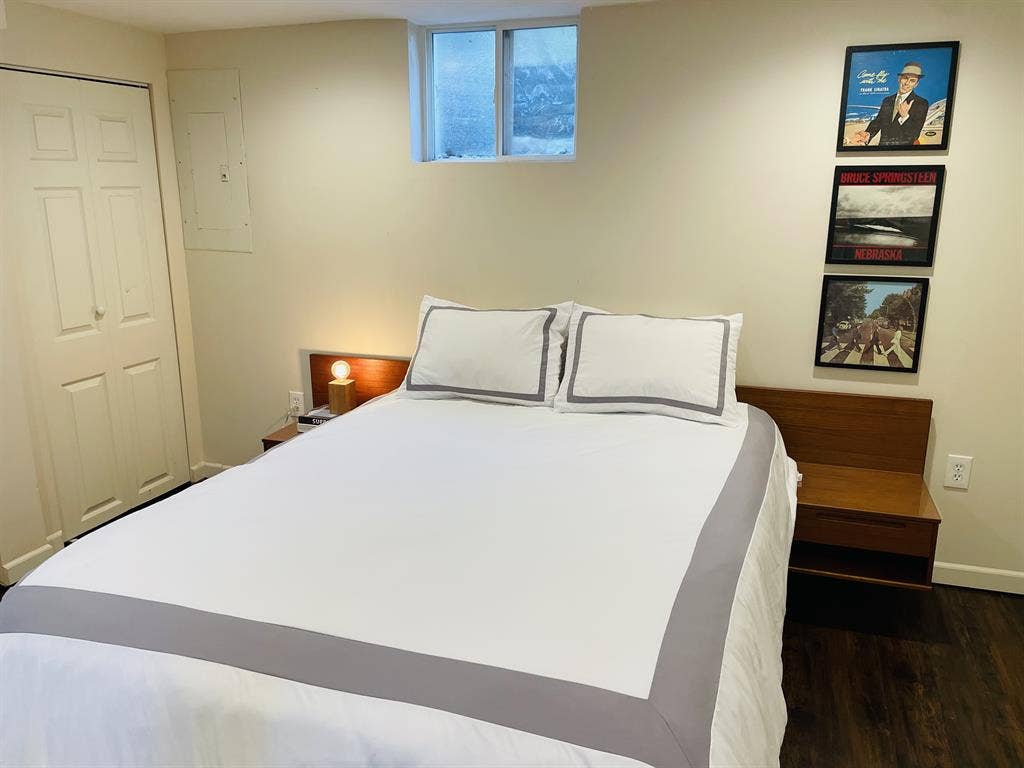 Fully Furnished Room / Private Bath