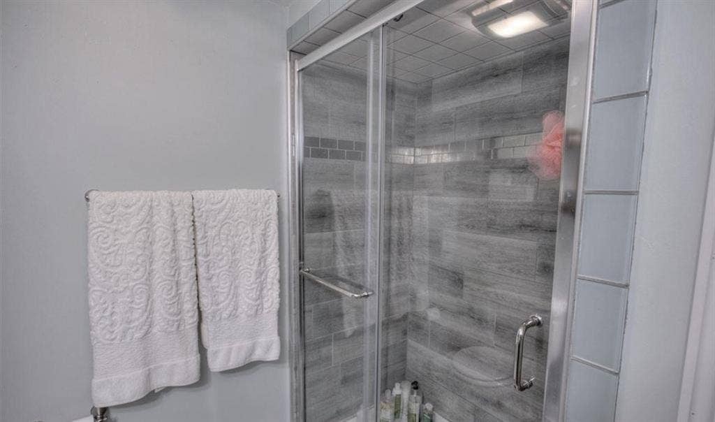 Fully Furnished Room / Private Bath