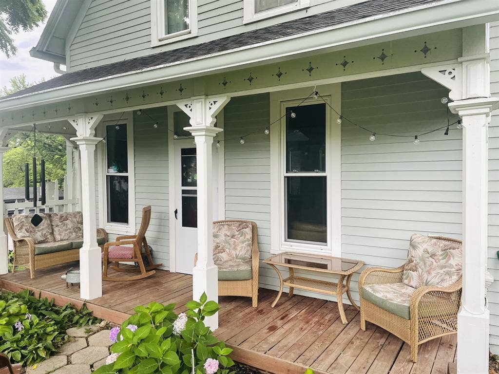 Fully Furnished Room / Private Bath