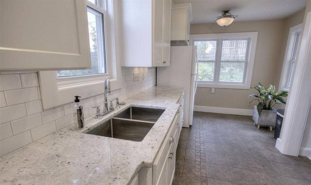 Fully Furnished Room / Private Bath