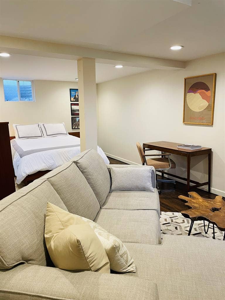 Fully Furnished Room / Private Bath