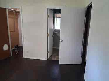 Master bedroom private bathroom