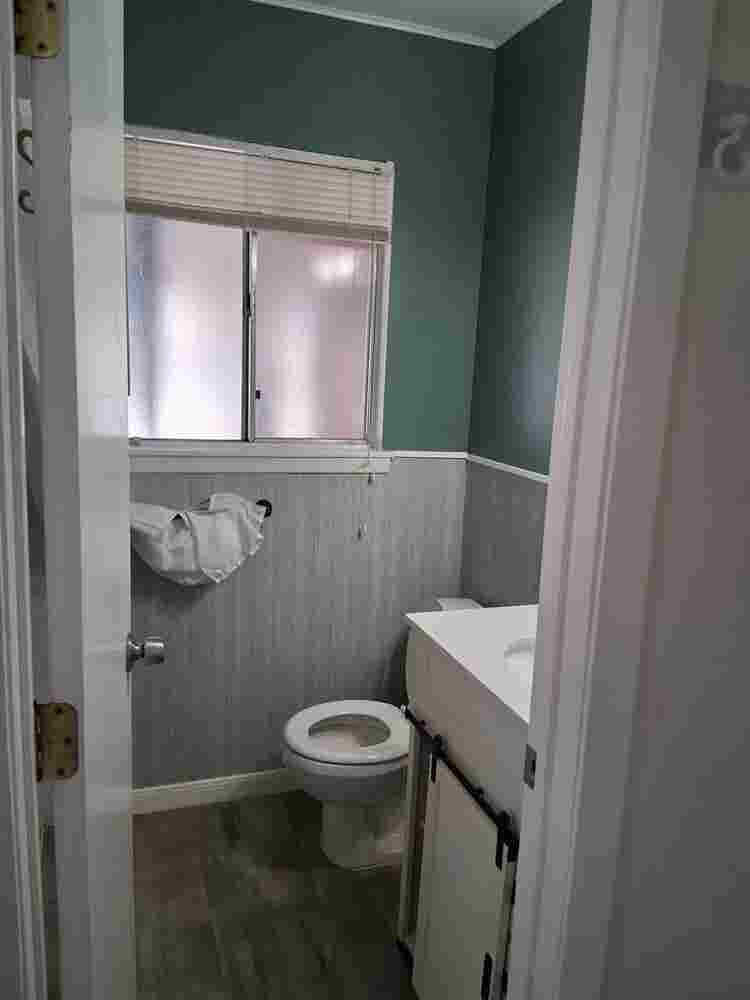 Master bedroom private bathroom